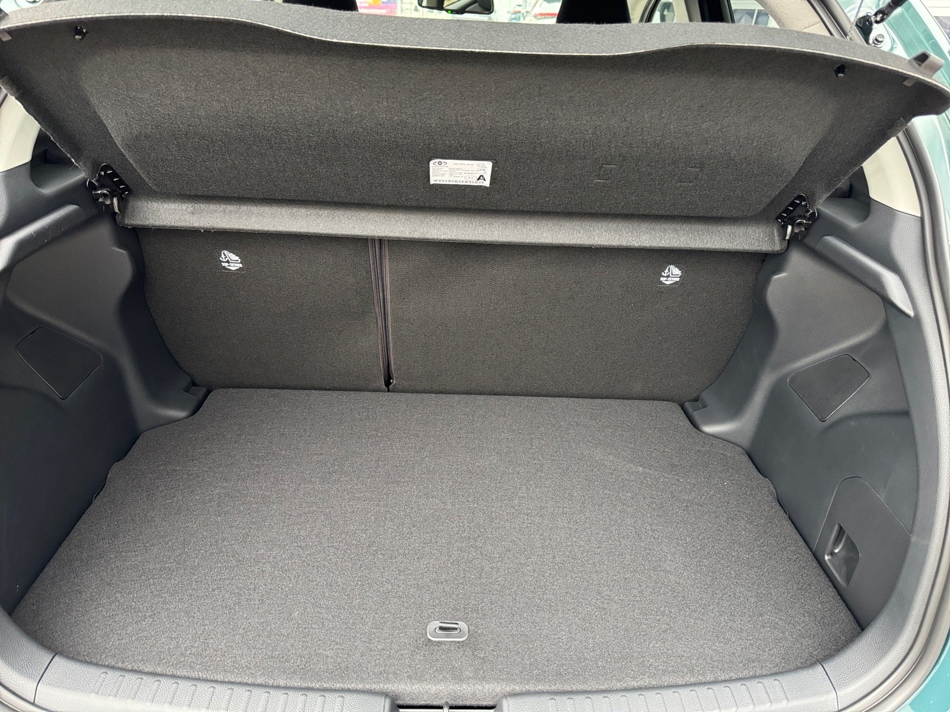 Foto 1 - Yaris 1.5 Hybrid Teamplayer mit Comfort-Paket, everest green
