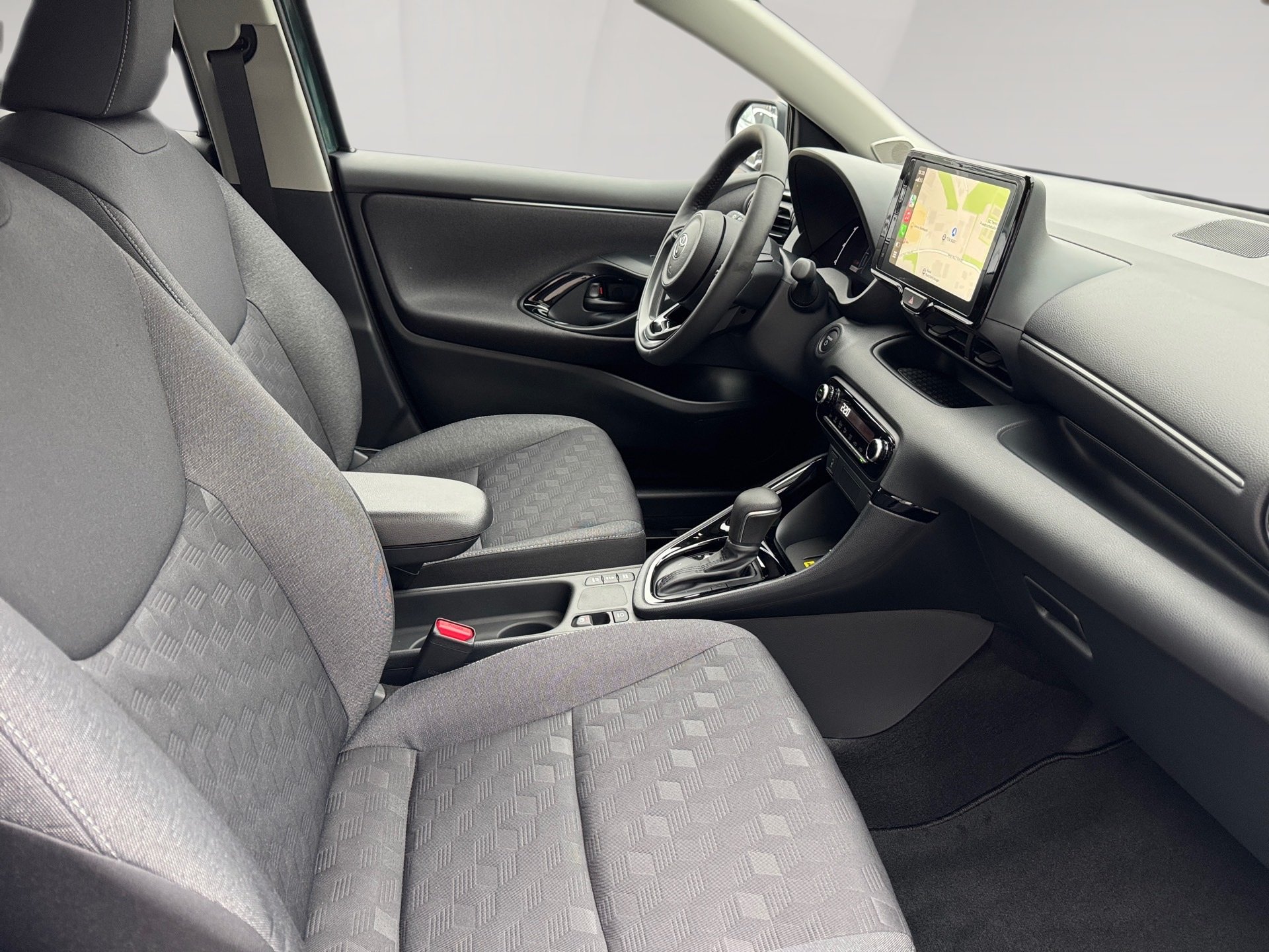 Foto 1 - Yaris 1.5 Hybrid Teamplayer mit Comfort-Paket, everest green