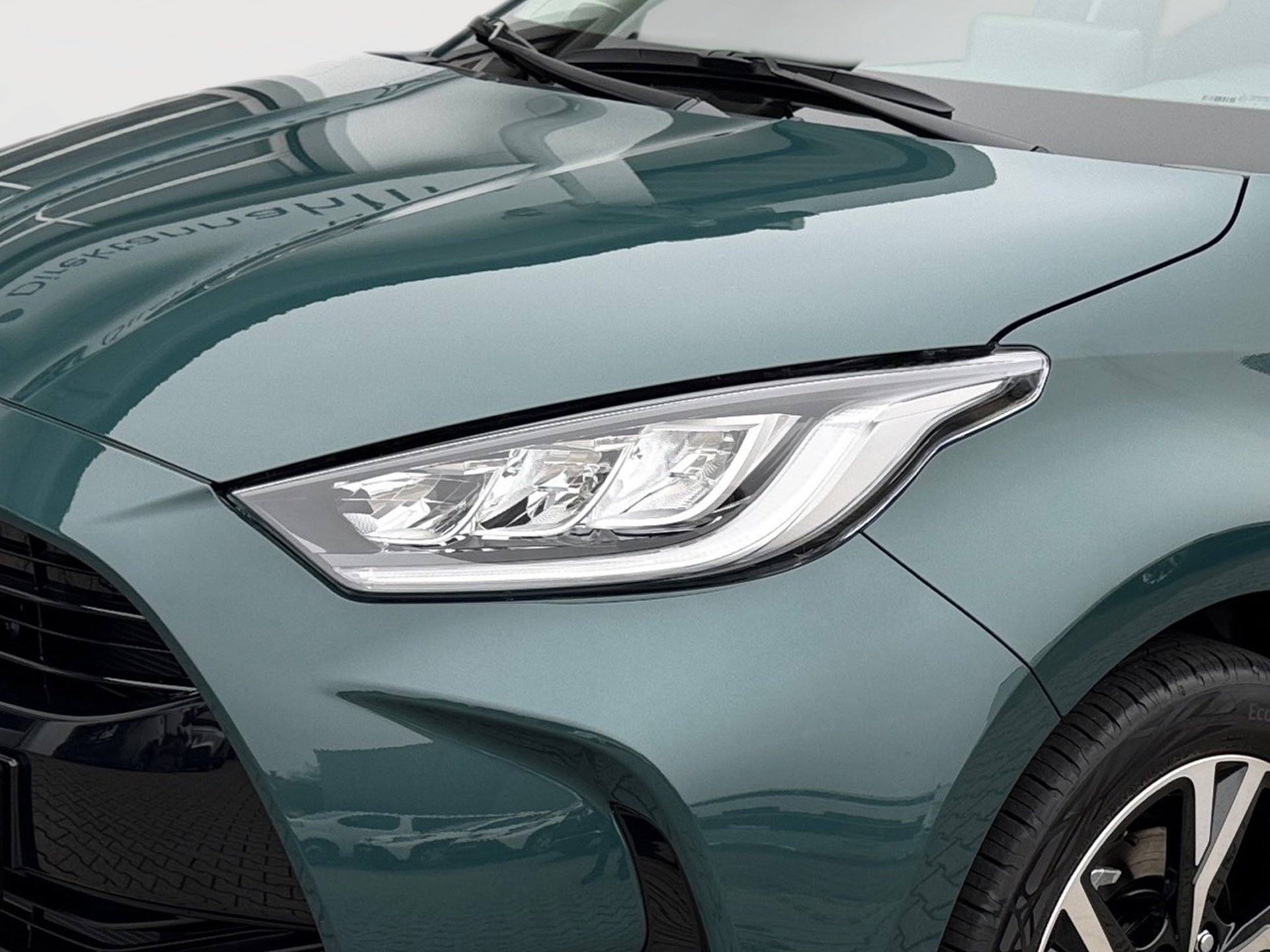 Foto 1 - Yaris 1.5 Hybrid Teamplayer mit Comfort-Paket, everest green