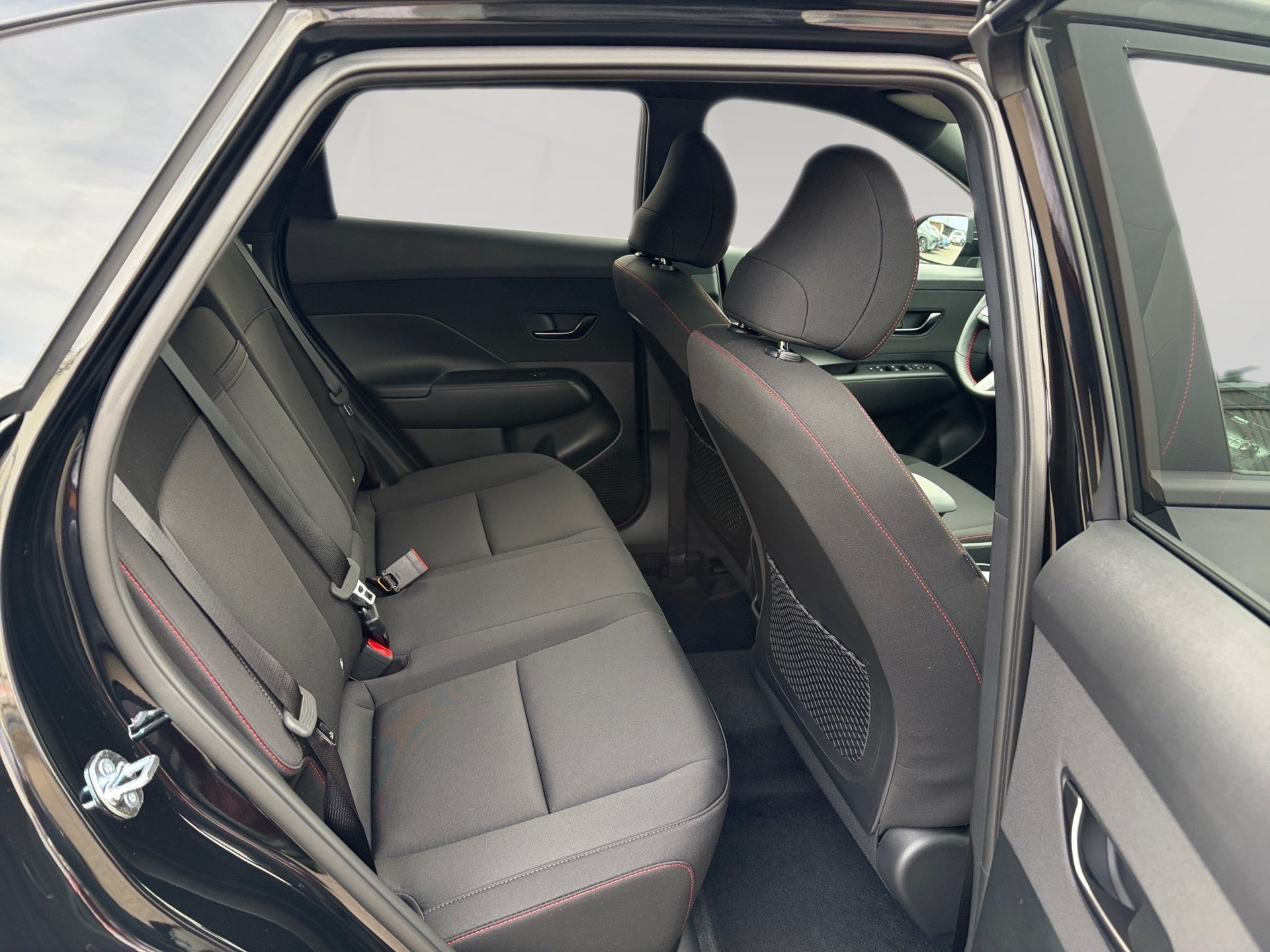 Foto 1 - KONA SX2 1.6L T-GDI N-Line mit Assistenz-Paket, Abyss Black